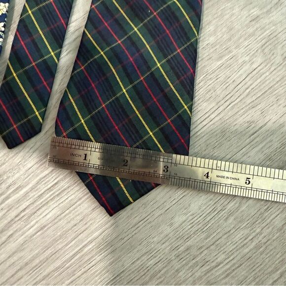 Lands' End Set of 2 100% Silk Navy Floral & Plaid Neck Ties - Picture 8 of 8
